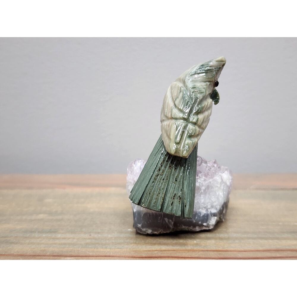 Vintage Hand Carved Gemstone Owl On Amethyst 3" - Picture 4 of 6